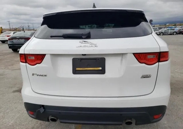 Jaguar F-Pace cena 69900 przebieg: 63418, rok produkcji 2019 z Chełm małe 56